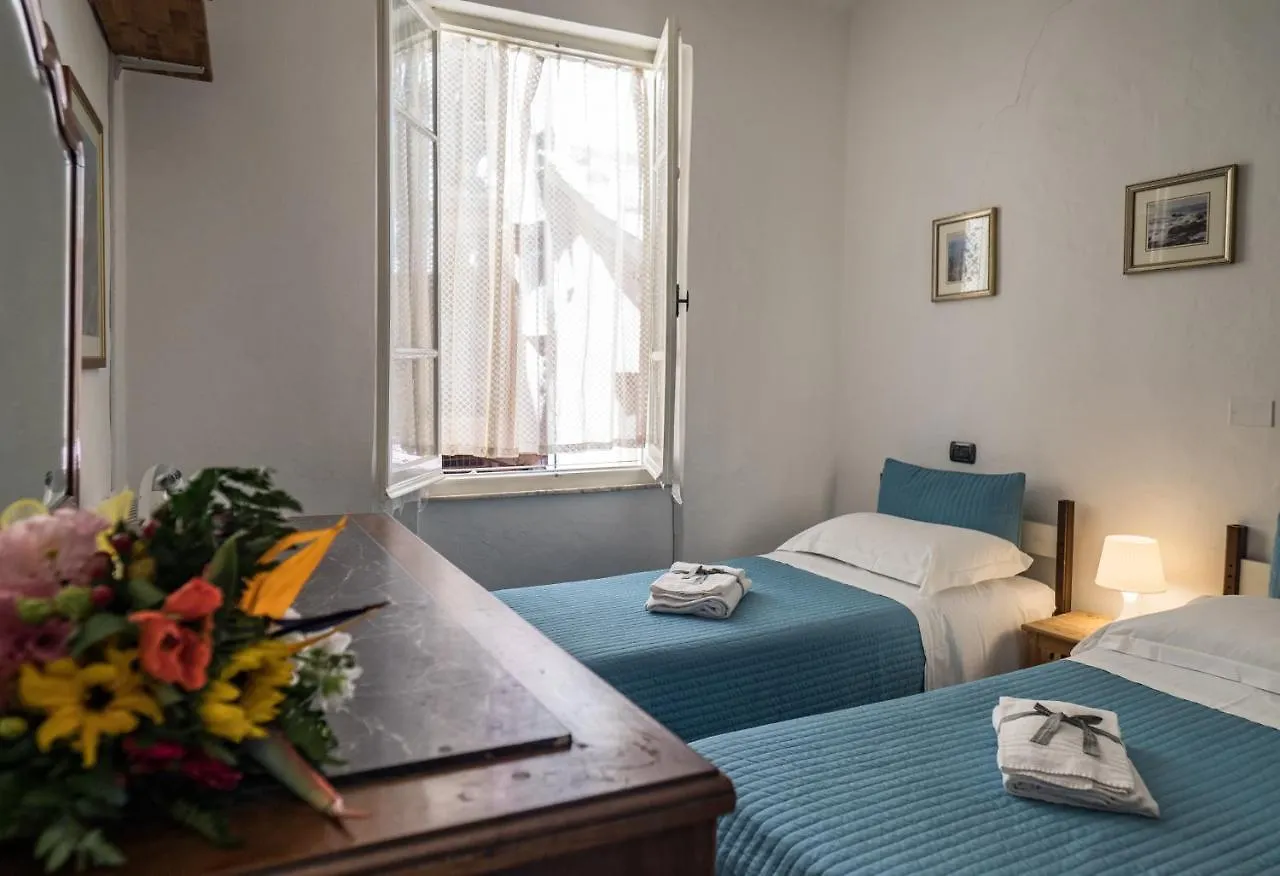 Ca D'Axeu Traditional Apartment Vernazza
